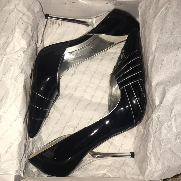 Patent black and silver heels - Picture 5 of 5